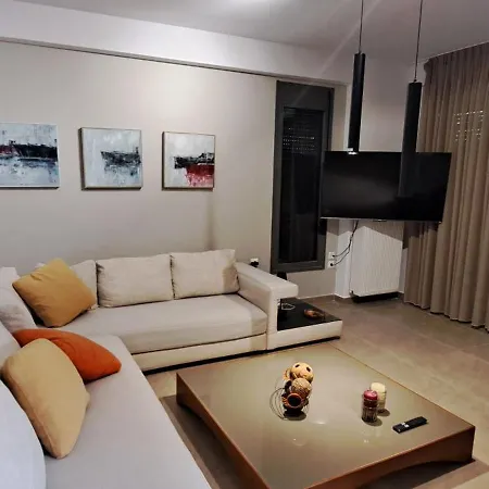 Luxury 1 * 尼欧波洛伊